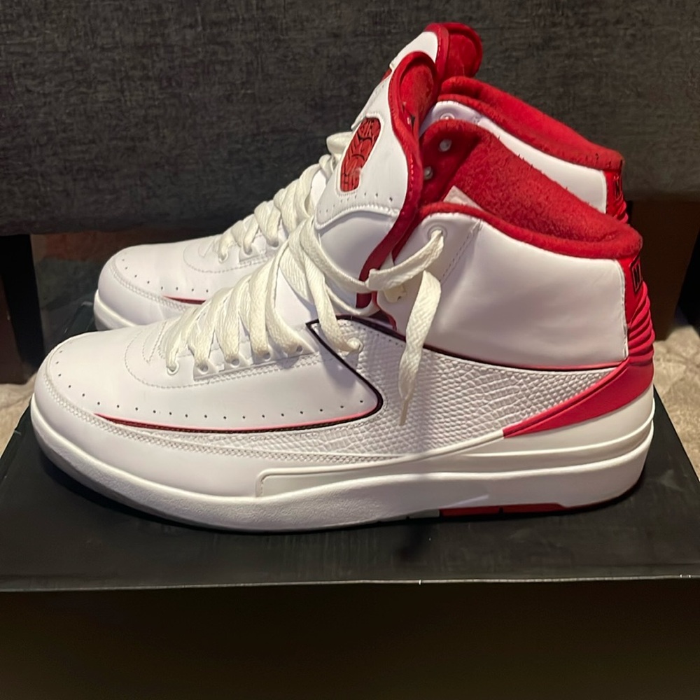 Air Jordan 2 Retro